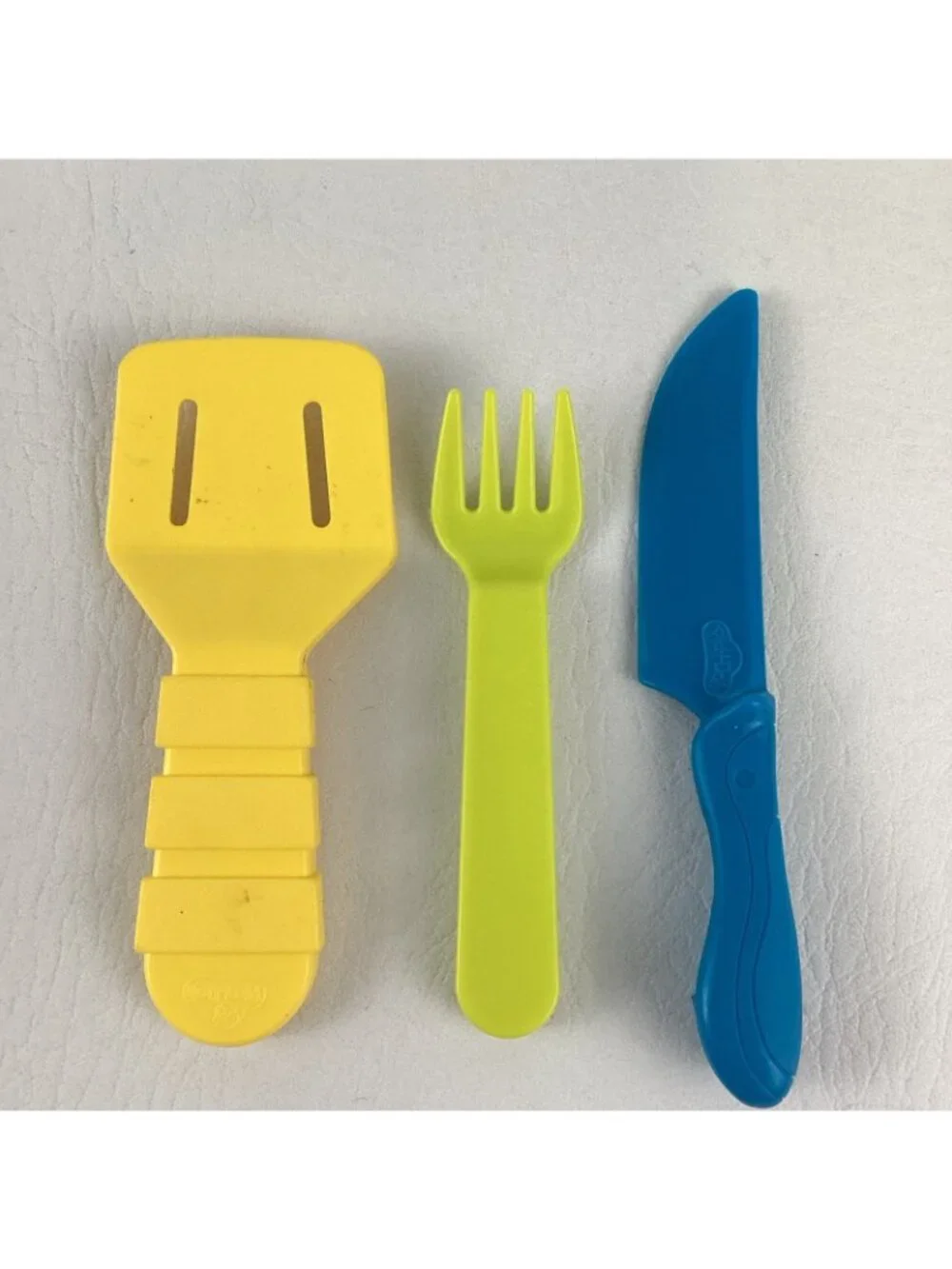 Play Doh Kitchen Creations Bundle Modeling Clay Molds Food Tray Utensils Lot